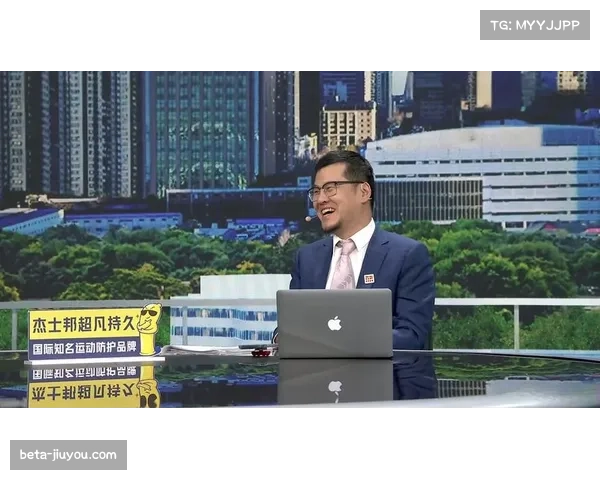 杨毅直言詹姆斯若继续留湖人球队或仅愿出八百万合同羞辱他